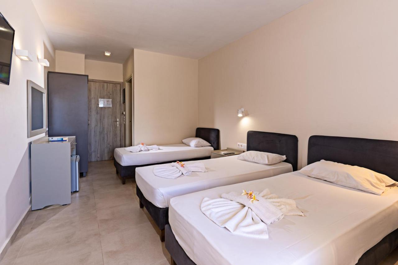 Hotel Kathrin Beach Adelianos Kampos Esterno foto