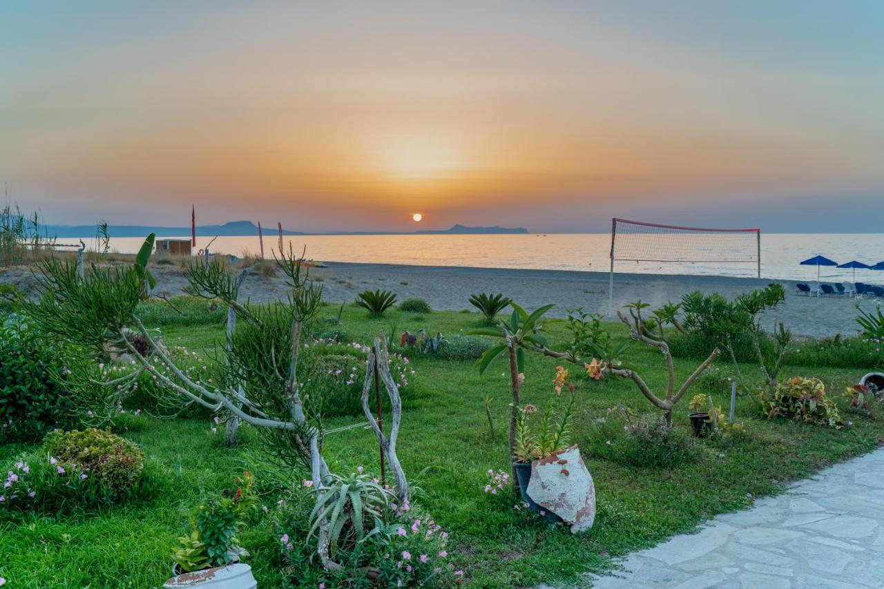 Hotel Kathrin Beach Adelianos Kampos Esterno foto
